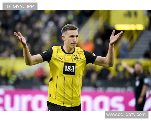 赫韦德斯谈多特魅力与施洛特贝克的成长挑战 赫韦德斯谈多特魅力与施洛特贝克的成长挑战