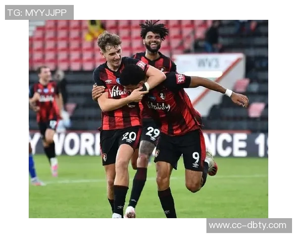 前狼队与伯恩茅斯主帅加里奥尼尔或将接手斯特拉斯堡帅位 前狼队与伯恩茅斯主帅加里奥尼尔或将接手斯特拉斯堡帅位