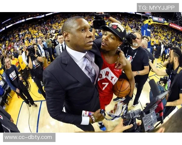 小卡谈客场胜利：艰难赛季中的一线希望与团队努力