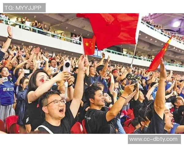 收官战首发感谢球迷一年来的支持与陪伴期待未来再相聚 收官战首发感谢球迷一年来的支持与陪伴期待未来再相聚