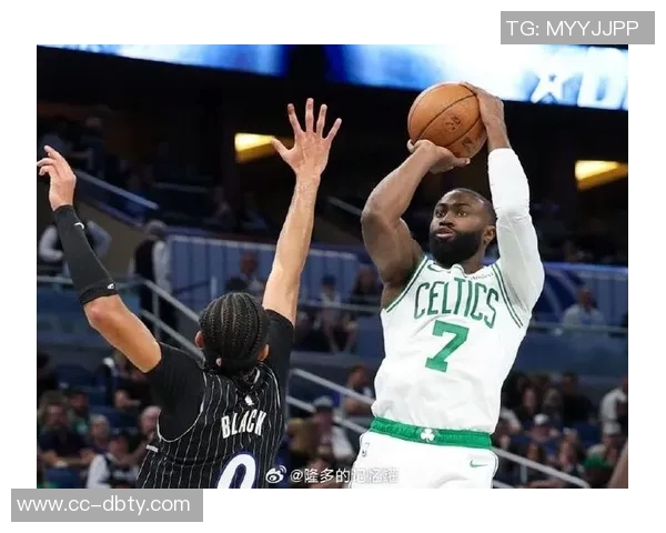 杰伦布朗主动请缨防守小卡背后的勇气与决心解析